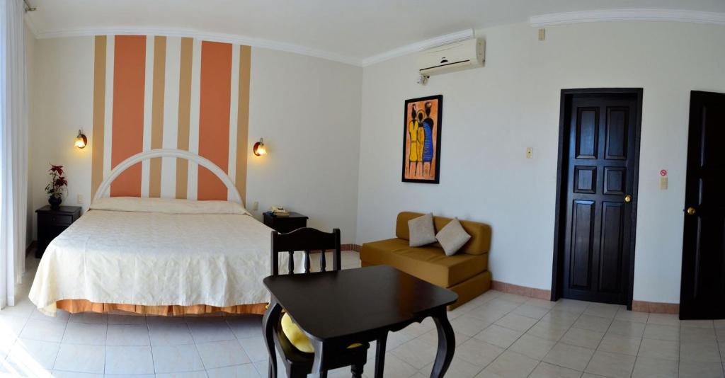 Real Avenida Hotel Tuxtla Gutiérrez Szoba fotó