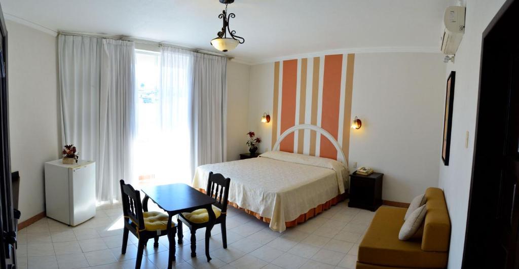 Real Avenida Hotel Tuxtla Gutiérrez Szoba fotó