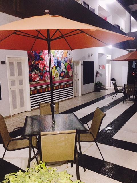 Real Avenida Hotel Tuxtla Gutiérrez Kültér fotó